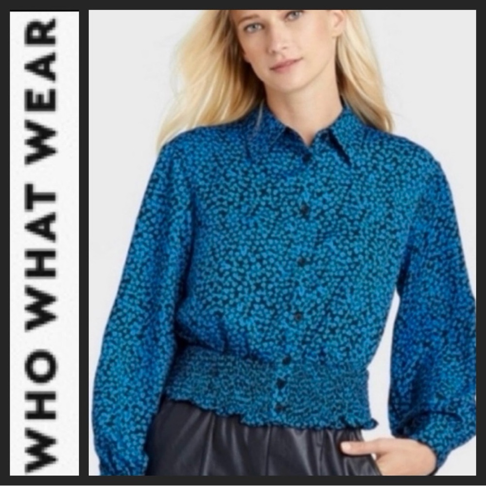 NWOT Who What Wear Blue Floral Smocked Blouse